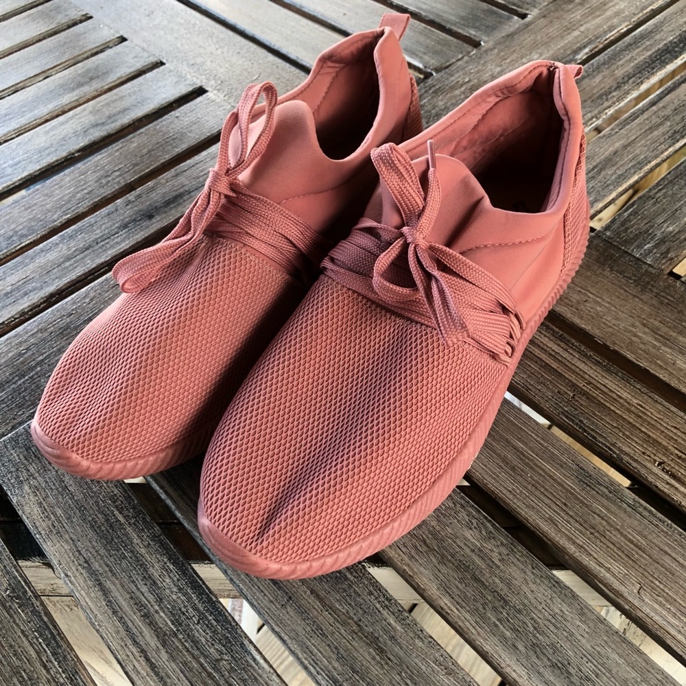 Qupid brand • Mauve Color • Women’s 10